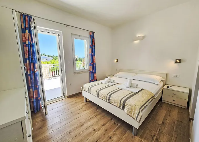 Apartman Balota - Moreska-1 By Interhome Viganj